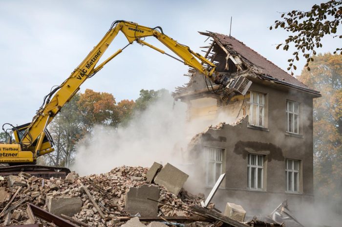 2025 Cost To Demolish A House | Tear Down Home Prices